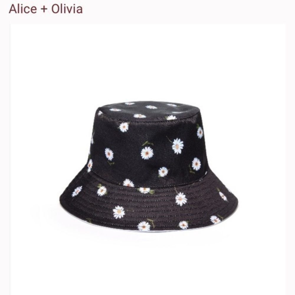 Alice + Olivia Reservable Bucket Hat